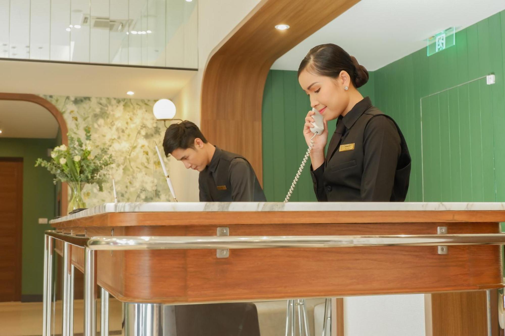 Justice Hotel Bangkok Eksteriør bilde