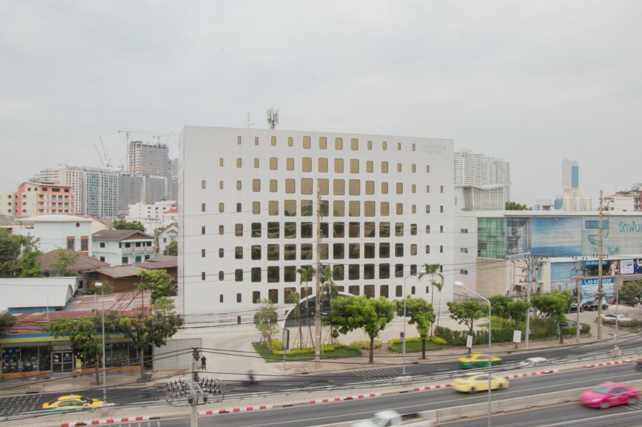 Justice Hotel Bangkok Eksteriør bilde